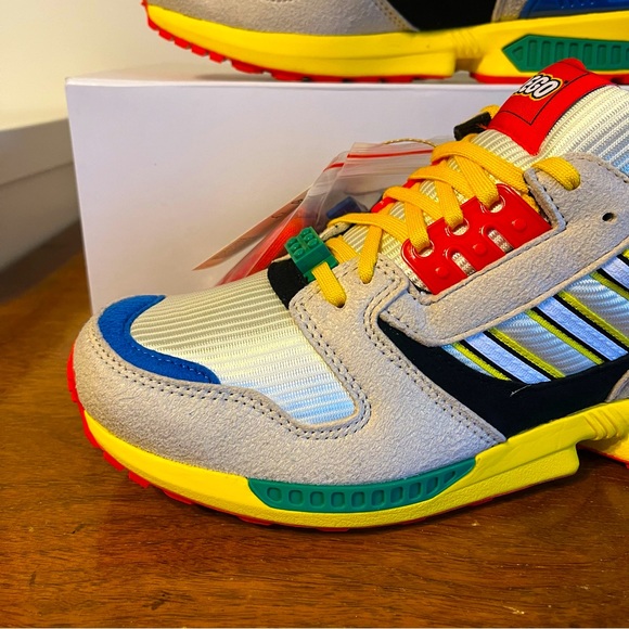 ADIDAS Men's ZX8000 LEGO Shoes! - Picture 3 of 11